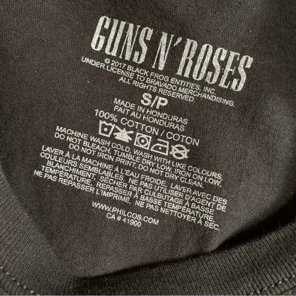 Guns N' Roses Stacked Skulls Band T Shirt Black Festival Streetwear NEW - Picture 5 of 10